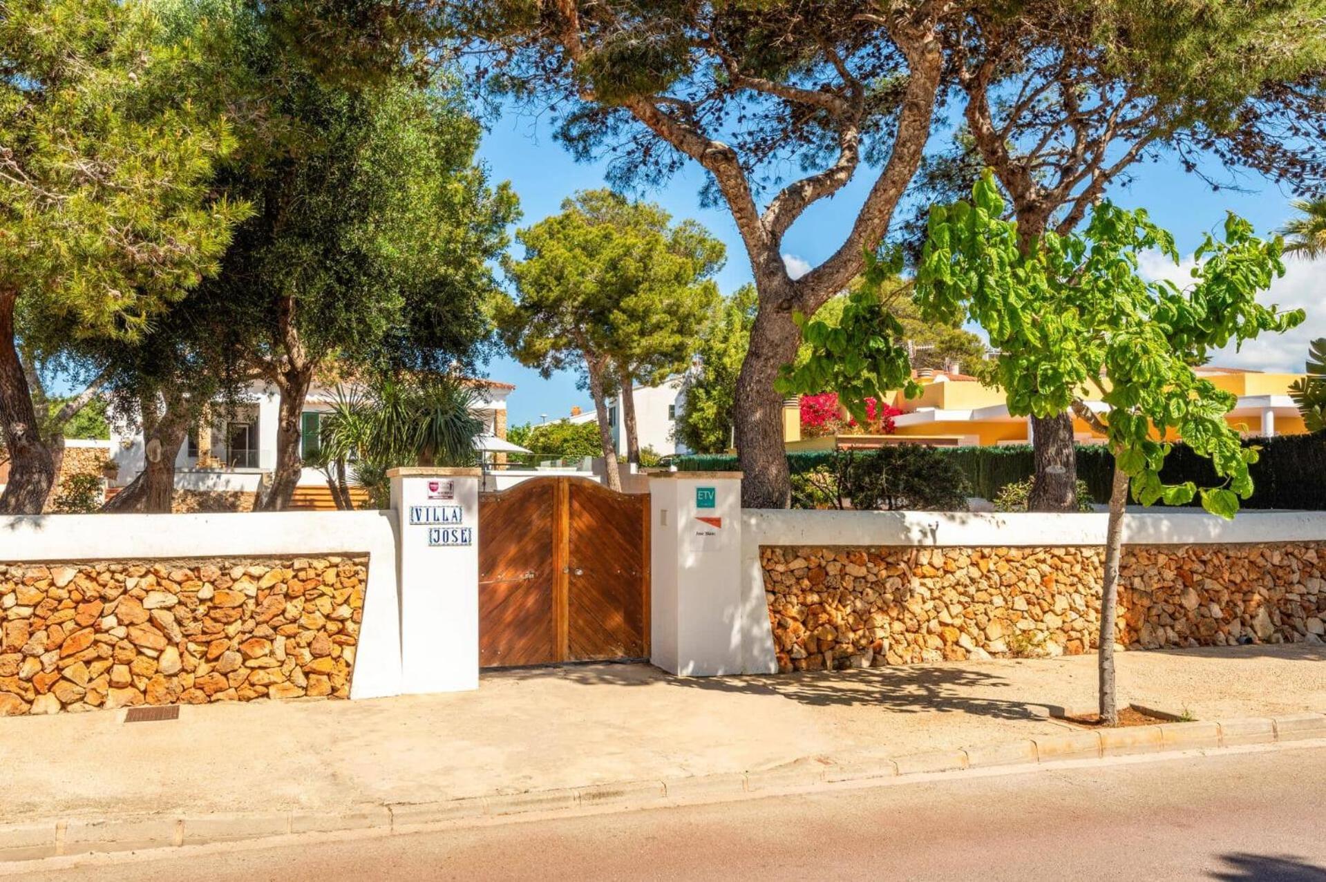 Villa Jose Blanc By Villa Plus Cala Blanca  Exterior photo